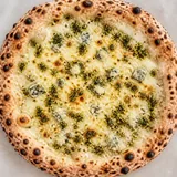Quattro formaggi pizza